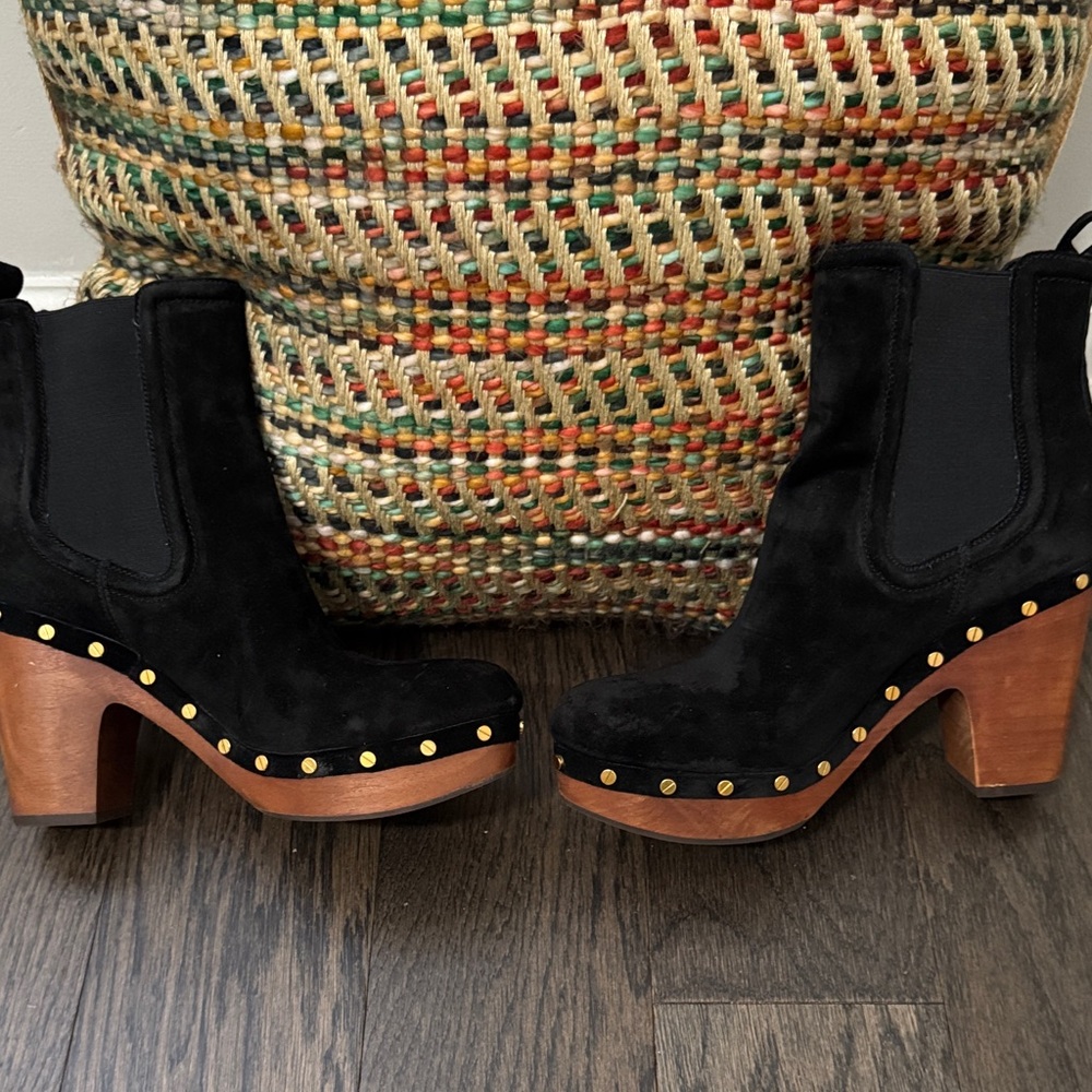 Veronica Beard Black Suede Heeled Boots